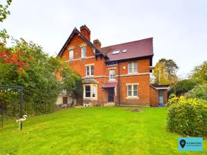 Rear Aspect - click for photo gallery